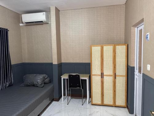 Kelapa Gading Timur Hostel | Ultraviolet Hostel