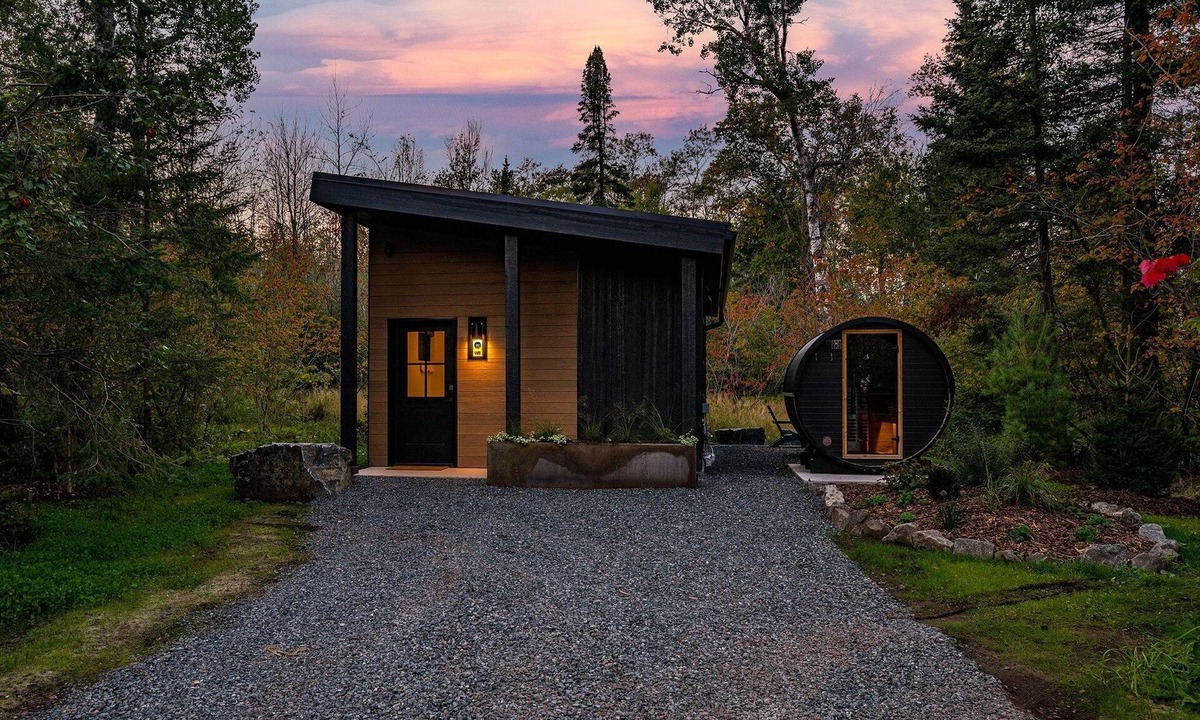 North Shore Cabin | Wildernest Cabins · Cabin 4