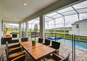 8908 CC - 6BR Luxury Home: Private Pool in Davenport