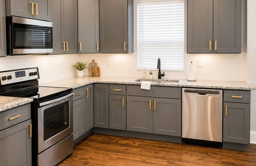 Westview House | 2-bedroom house in welcoming Atlanta with comfort