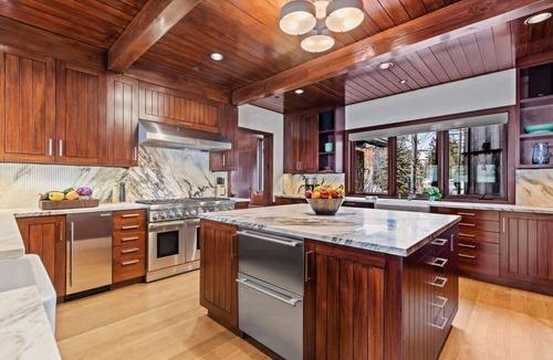 Granite Ridge House | Abode on the Big Trail, ski in/ski out, hot tub & pool