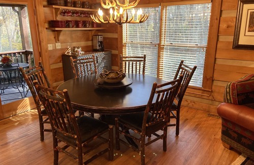 Blowing Rock Cabin | Classic Blowing Rock Log Cabin with Brook, Sleeps 12, Near Parkway & Moses Cone