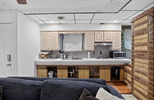 Wilmington Apartment | Comfortable, 1-bedroom apartment in a convenient North Wilmington location