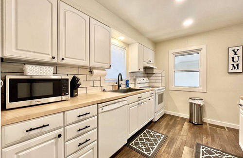 Grand Rapids House | Cozy home. Newly remodeled and easy access to all that Grand Rapids has to offer