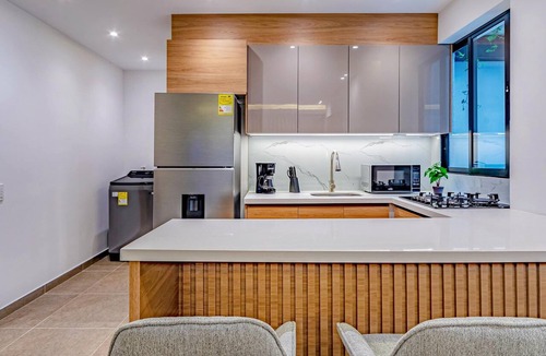 San Fernando Apartment | Edificio Urus
