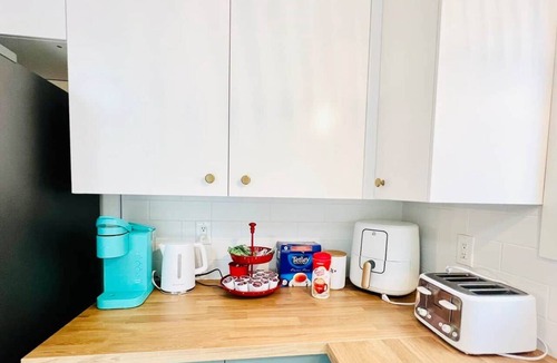 West Edmonton House | FunKidHouse*NearWEM*FamilyBabyKidFriendly*Kingbed*