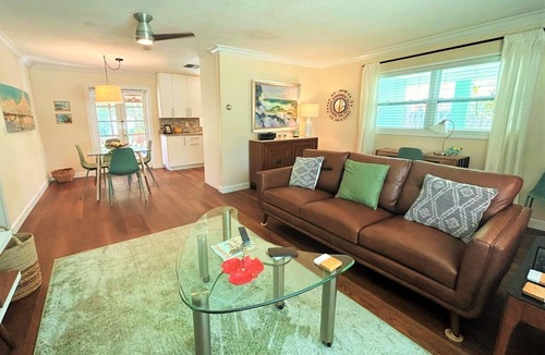 Alta Vista House | Guests Love this 5 Star Home & Location Walk DTWN, Trolley> Lido Beach, Pets OK!