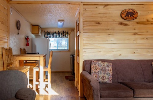 Red River Cabin | Located on the river, facing the Mountains