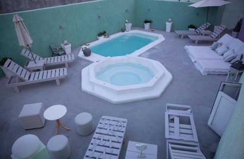 Perissa Apartment | Pasithei Studios