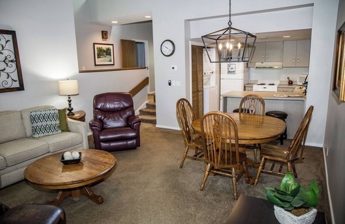 Fairfield Glade Villa | 🌄Resort Vacations at Fairfield Glade TN Nice two bedroom golf villa