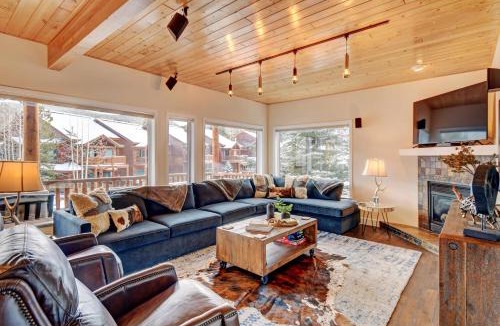 Old Town House | Slopeside Villa 97A I Hot Tub I Great Views I Activity Program