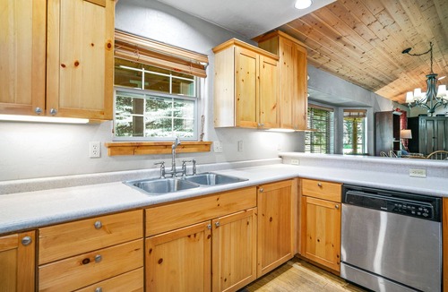 Bayfield House | Vallecito Lake, Dog Friendly, Near Durango, Hiking Trails & Trout Fishing