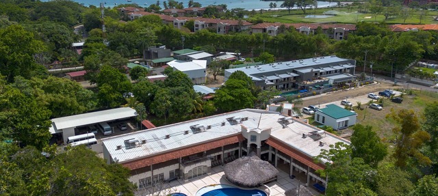 13- 20 ROOM LUXURY ALL-INCLUSIVE VIP RESORT- CHEF/AIRPORT TRANSFER/DAILY DRIVER in Herradura