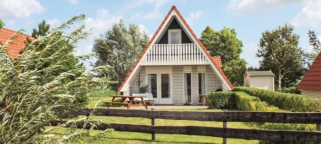 3 bedroom accommodation in Den Oever in Den Oever