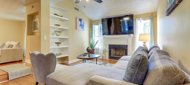 3 Mi to The Village! Family Home in Stone Mountain in Stone Mountain
