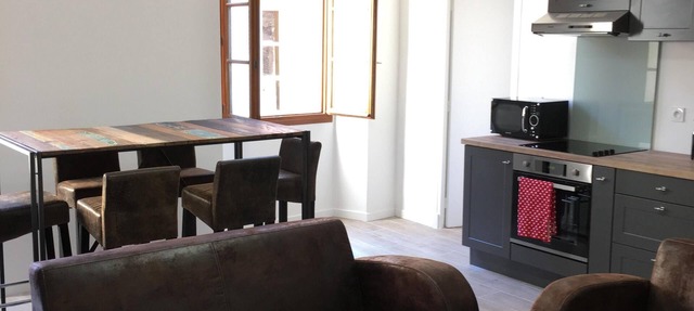 3 rooms Old Nice close to the sea in Nice