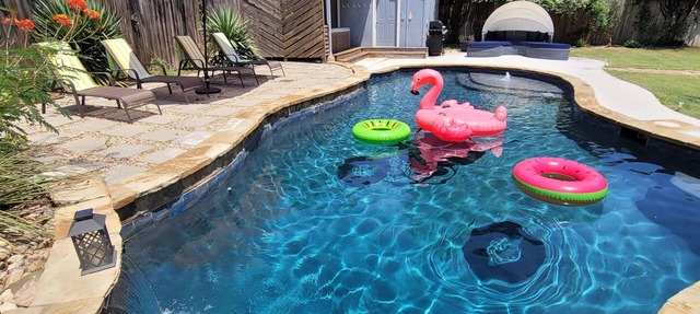 4bd 3ba - Pool/HotTub/Arcade/Theater/PingPong/Foosball in Pflugerville