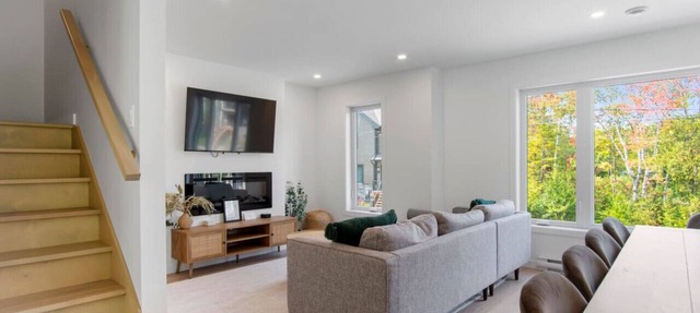 4BDR Townhouse, Ski In/Out - 72 Mont-Blanc in Les Laurentides