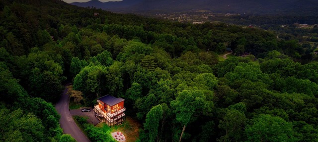 Absolute Privacy Awaits - Indoor Pool|Hot Tub|Fast Wifi|Games in Sevierville