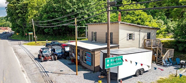 Adventure-Ready Bluefield Mountain Loft Near ATV Trails WV in Bluefield