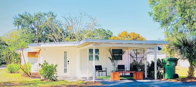 All NEW 1-bedroom condo located in the stunning Riverview area of Bradenton in Bradenton