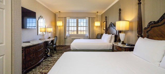 AmishView Inn and Suites in Ronks