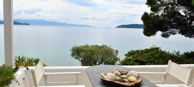 Anthi's Villa Summary in Ahcladies Skiathos