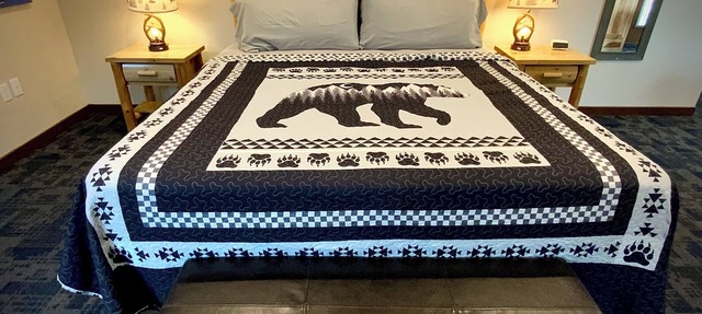Bear Mountain -Suite 5 in Grants Pass