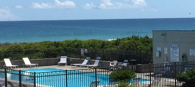Beautiful Beach Condo with ocean view and 2 Pools! in Atlantic Beach