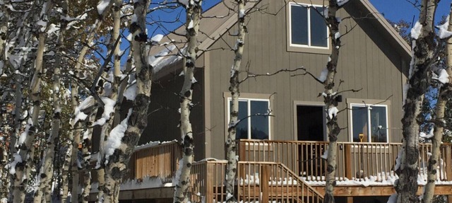 Beautiful Cabin in the Mountains in Beaver Mines