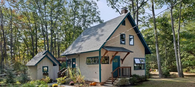 Brand new year round house with easy access to to everywhere in Ogunquit in Ogunquit