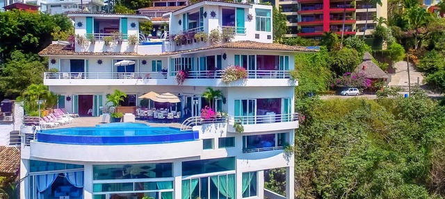 Casa Yvonneka - 13BR in Puerto Vallarta