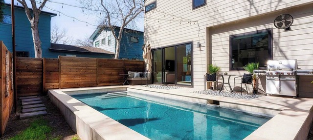 Central Austin Oasis with Pool - Sleeps 9 in Austin