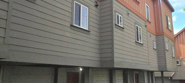 Charming 2-bedroom townhome with WiFi, AC in enchanting Seattle in Seattle