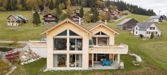 Charming Apartment Strohballenhaus in Scenic Amden, Switzerland in Amden