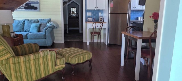 Charming Couples Get-away at Put-in-Bay. - The Screened Inn in Put-in-Bay