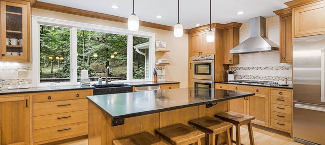 Chef’s Kitchen, Fire Pit & Hot Tub | Quiet Escape + Biltmore Pass in Arden