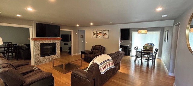 Chinook Ranch-Perfect Family Friendly Modern Home in Myrtle Creek