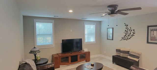 Comfortable 6-bedroom house with in-law suite in Jacksonville