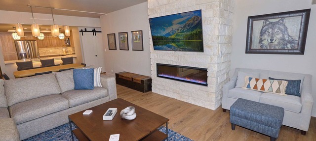 COMPLETE REMODEL Spacious 2 Bedroom w/Mountain View! Best location in Breck! in Breckenridge