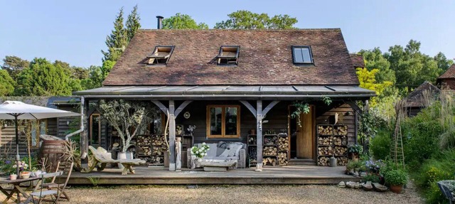 Cosy Getaway in boutique barn nesteled in Ashdown Forest in Forest Row
