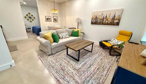 Cozy Cure Apartment in Downtown and Historic Pilot Mountain in Pilot Mountain