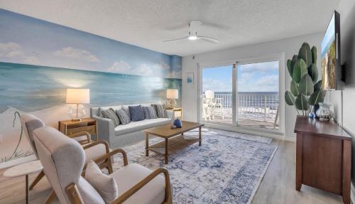 Direct oceanfront Ormond Beach 2/2 with private balcony, heated pool and garage in Ormond Beach