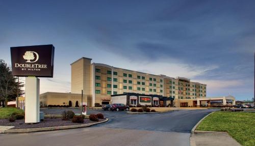 Doubletree By Hilton Mt. Vernon in Mount Vernon