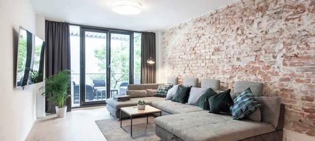 Downtown Munich Modern Apt w/Balcony, Near in Altstadt-Lehel
