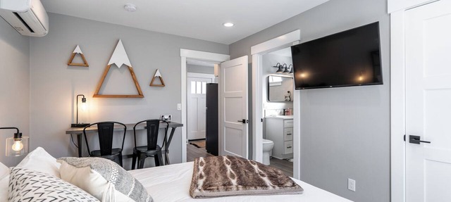 Downtown Studio Apartment in Eugene’s Heart! in Eugene