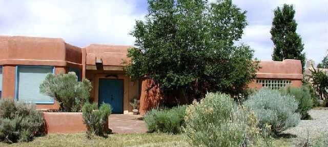 Dreamcatcher - mountain views fireplace hot tub wi-fi Clubhouse pool/tennis in Arroyo Seco