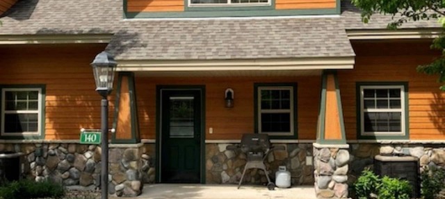 Enjoy the Complete Gull Lake experience! #140! Plus Boat Slip. in Nisswa