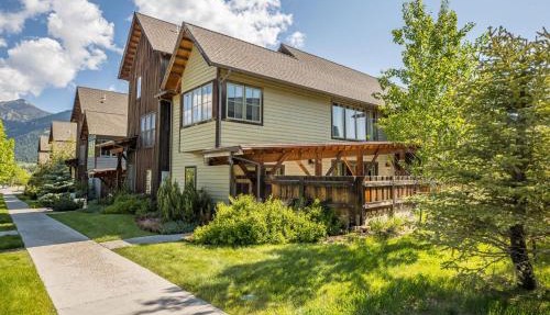 Essentia Townhome 167A in Big Sky