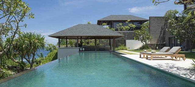 Experience Ultimate Luxury by the Beach, Bali Villa 1129 in Bali